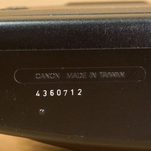 Vintage Canon Sure Shot Joy Date 35mm Film Point and Shot Camera - Picture 6 of 7